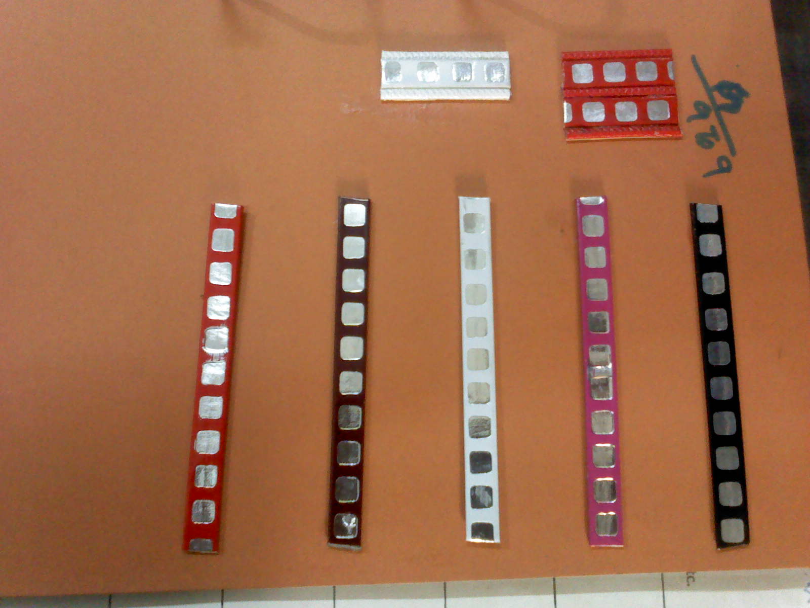 Foil Print Steps Belt